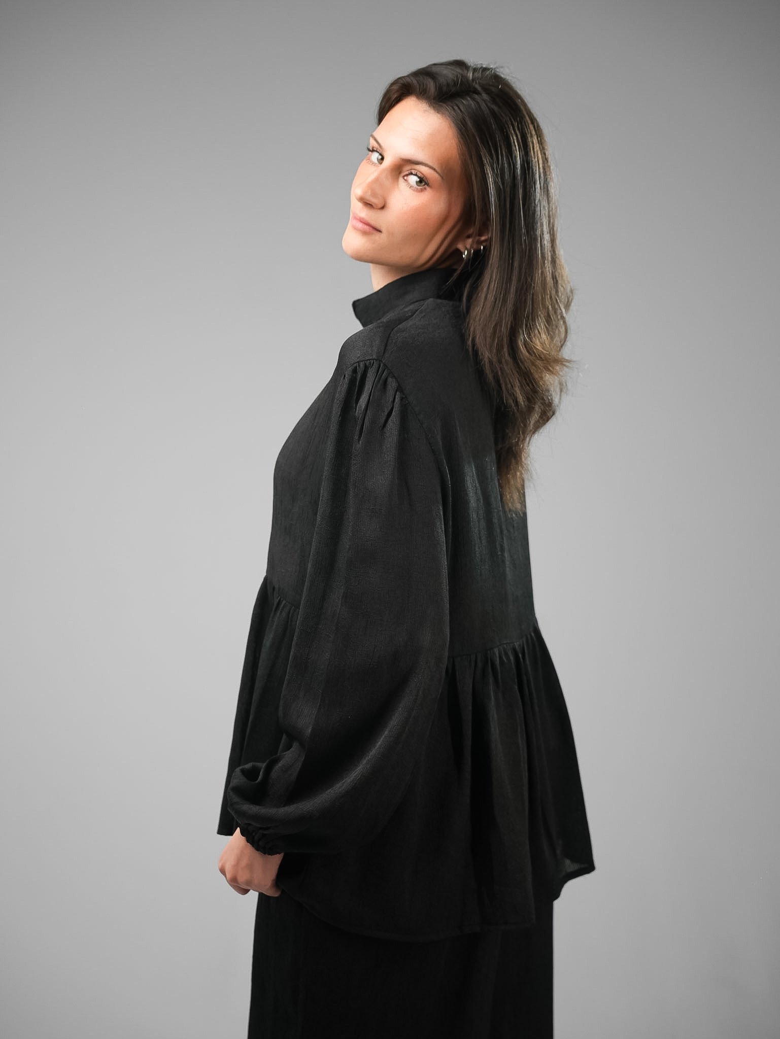 Half-Button Crushed Velvet Set - Image 19