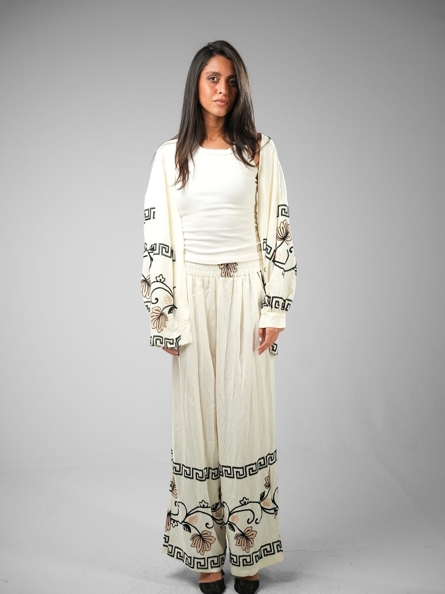 Embroidered Moga Open Cardigan Suit - Image 5