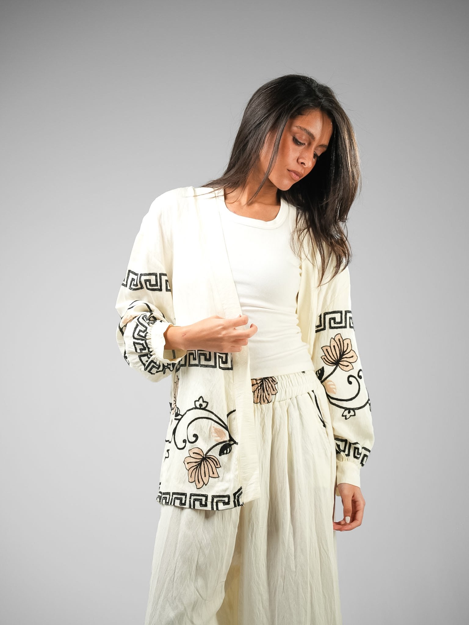 Embroidered Moga Open Cardigan Suit - Image 2